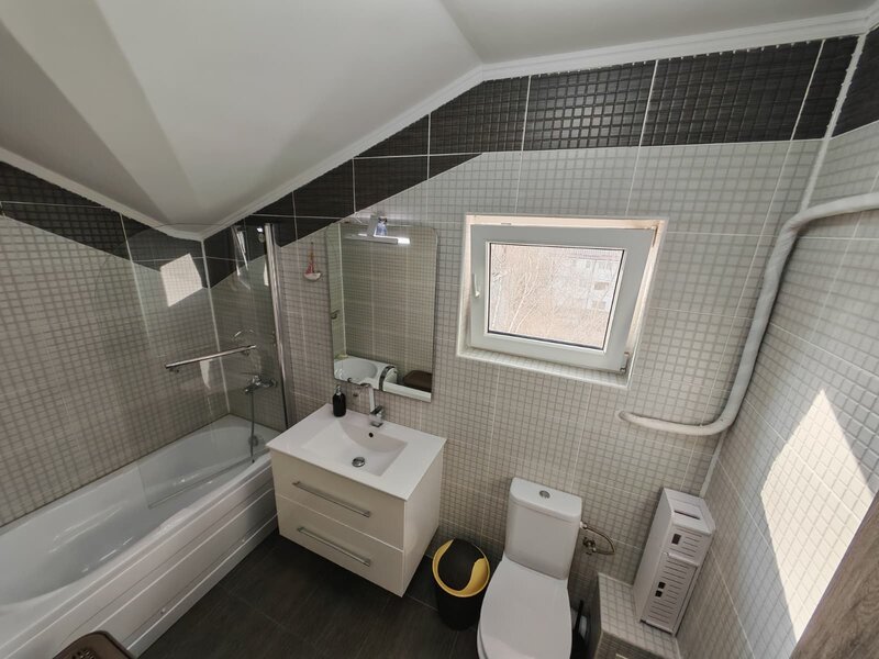 Ilfov Apartament 2 camere luminos 5 minute metrou Dim. Leonida, tip studio